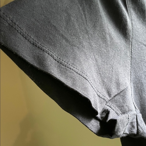 Basics: Women's Navy V-Neck Top - 100%‎ Cotton! - Picture 4 of 7